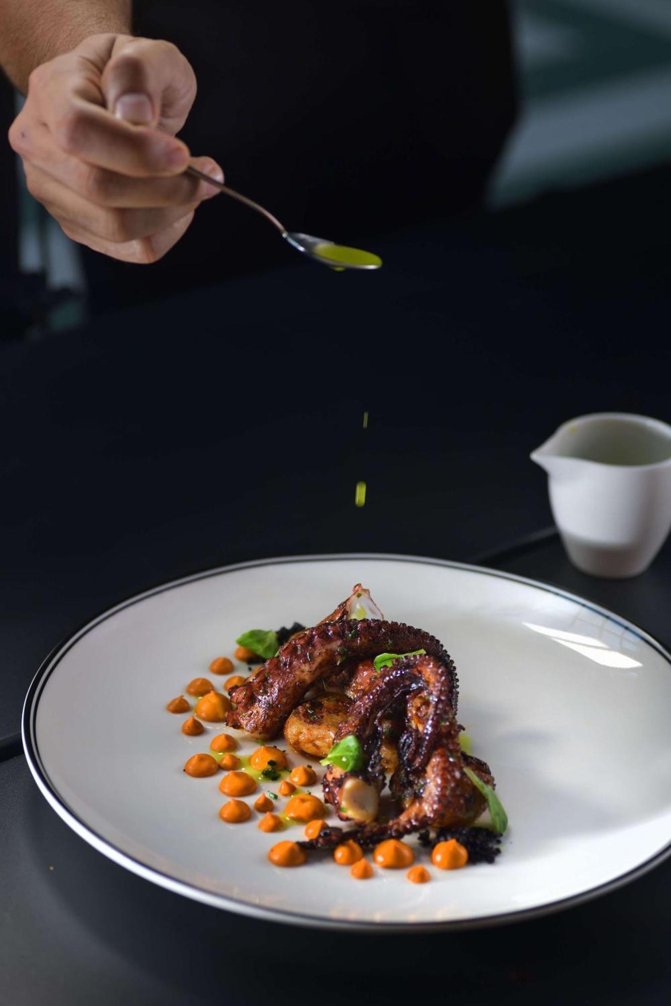 Doubletree By Hilton Ben Guerir Hotel & Residences Benguerir 외부 사진