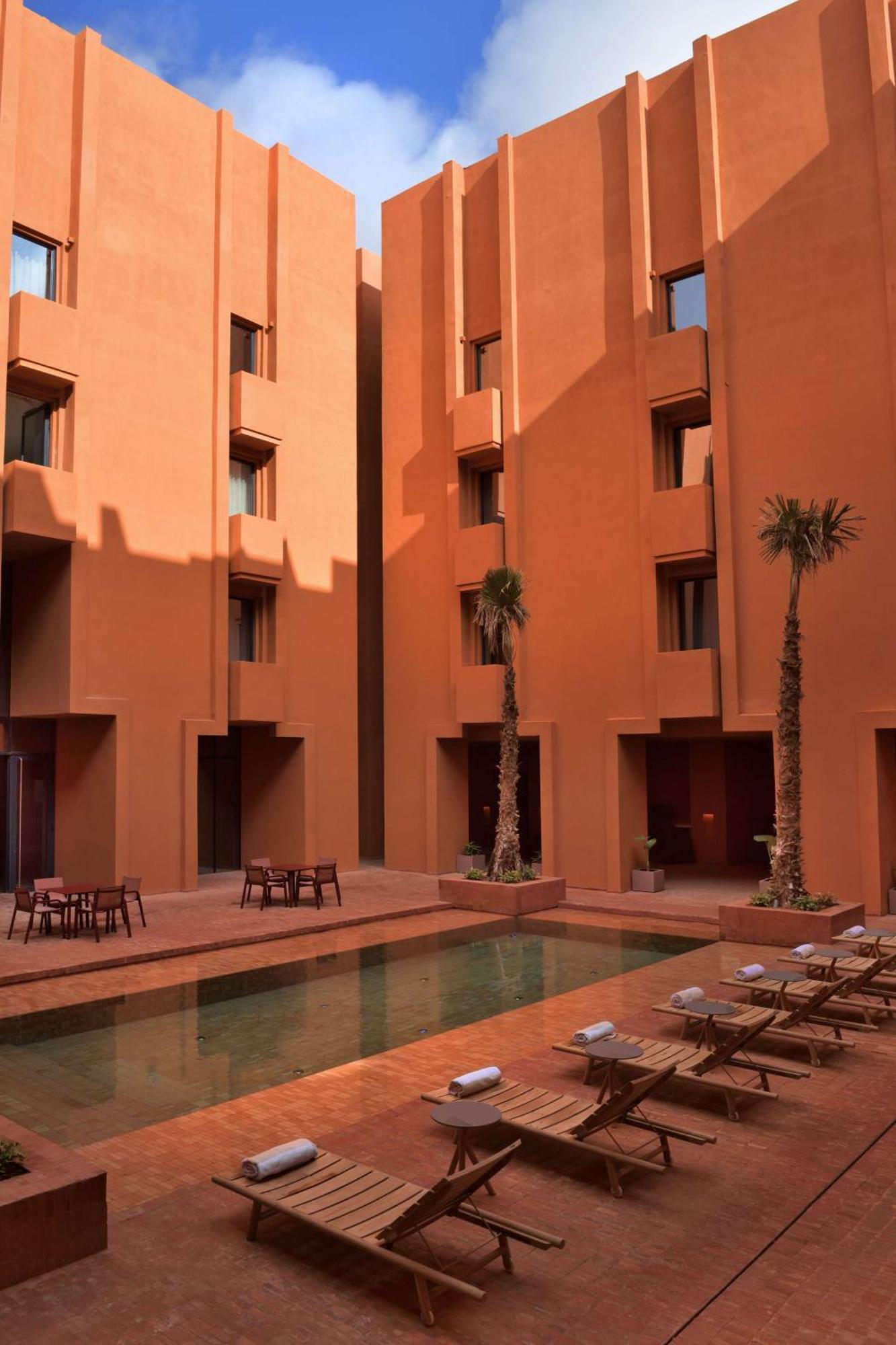 Doubletree By Hilton Ben Guerir Hotel & Residences Benguerir 외부 사진